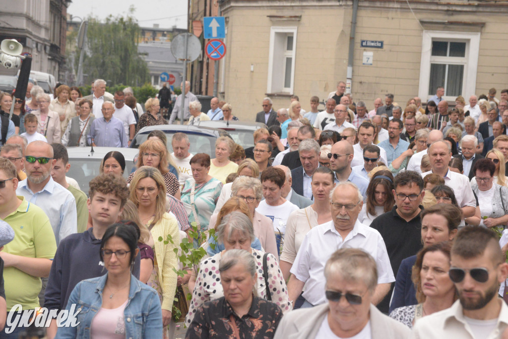 Boże Ciało w Tarnowskich Górach: Modlitwa o...
