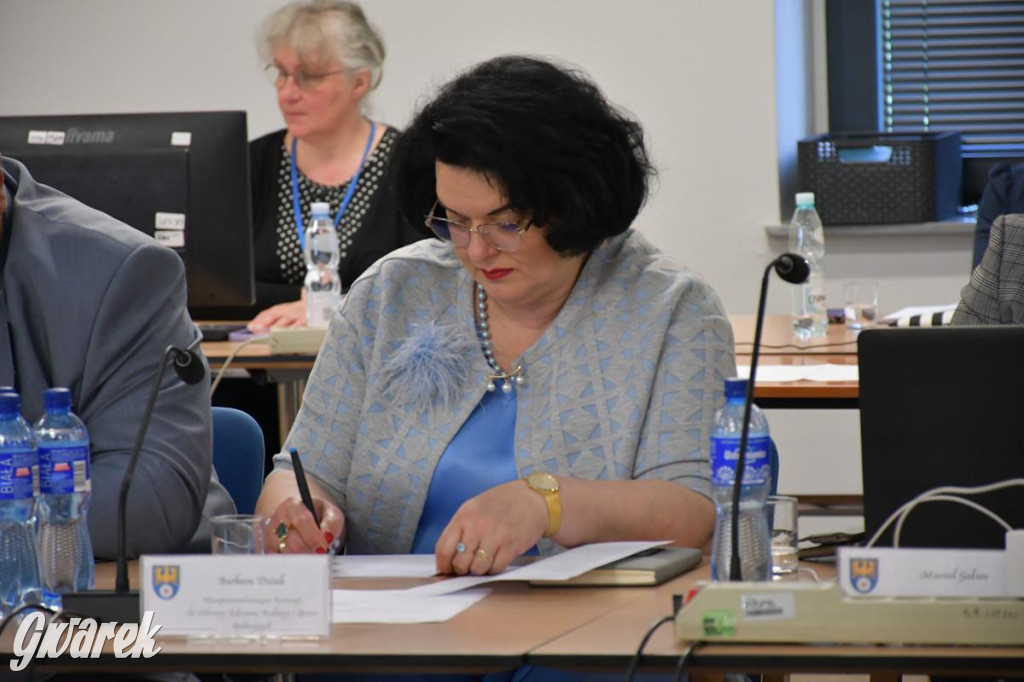 Absolutorium dla zarządu powiatu