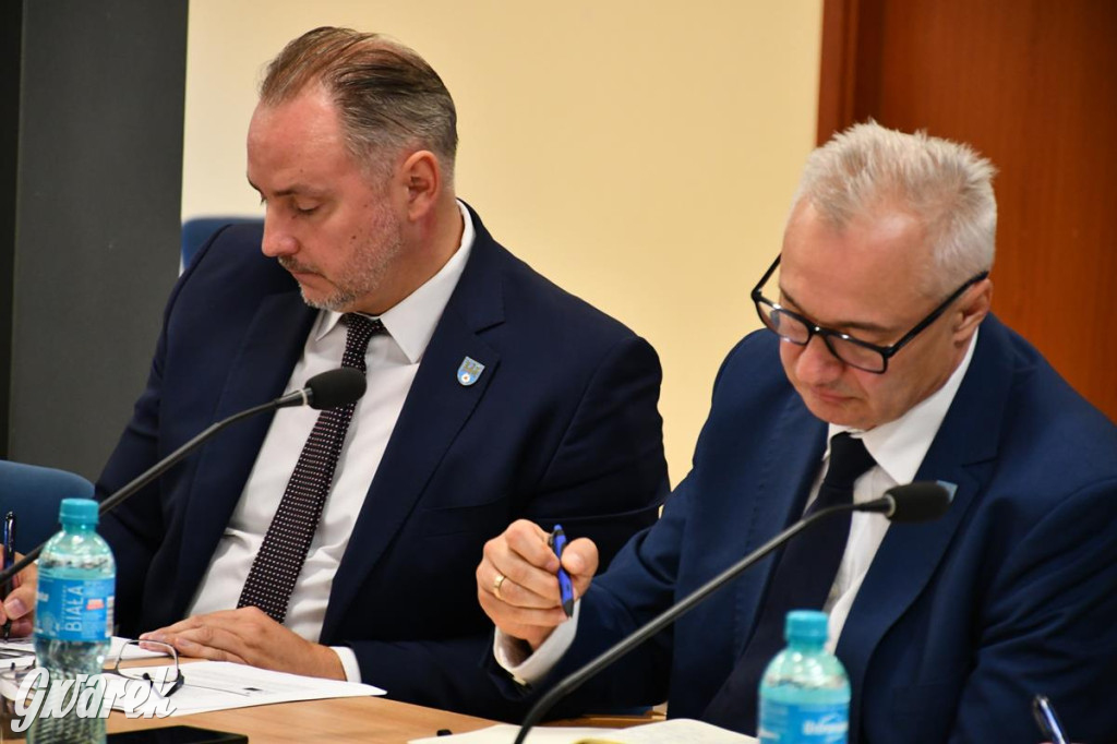 Absolutorium dla zarządu powiatu