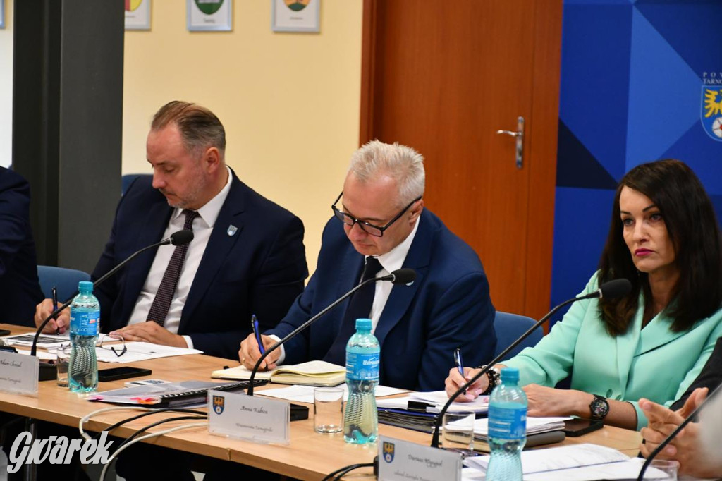 Absolutorium dla zarządu powiatu