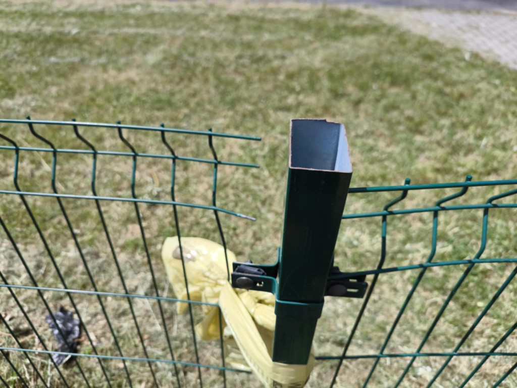 Tarnowskie Góry, Fazos. Skargi na stan placu zabaw