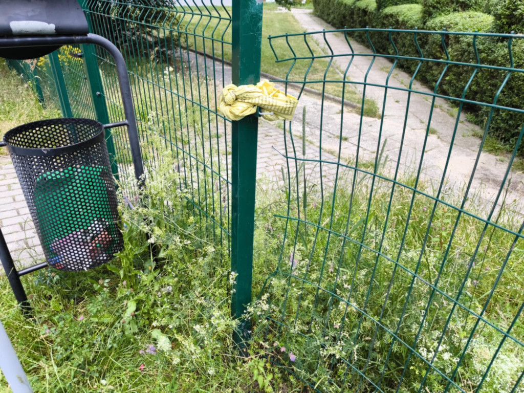 Tarnowskie Góry, Fazos. Skargi na stan placu zabaw