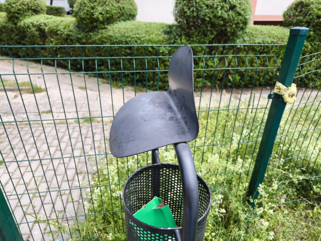 Tarnowskie Góry, Fazos. Skargi na stan placu zabaw