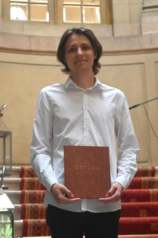 Kracpuc pokonał 200 wierszy w konkursie Wrazidloka