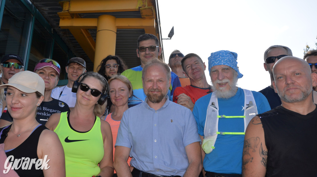 Upał, ustawka i wejściówka na basen