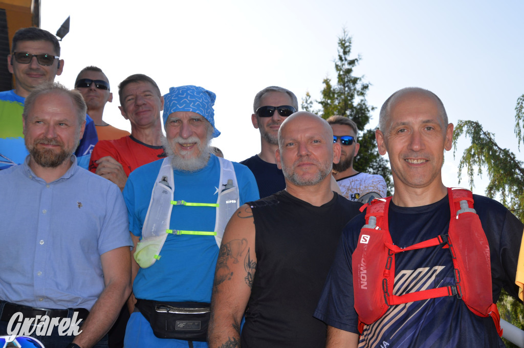 Upał, ustawka i wejściówka na basen