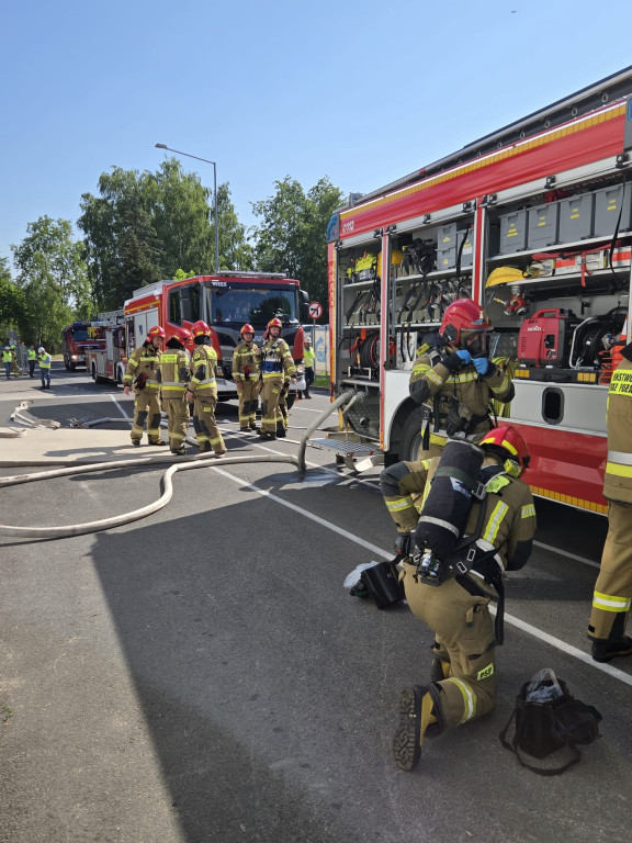 W elektrociepłowni wybuchł pożar. Ćwiczenia