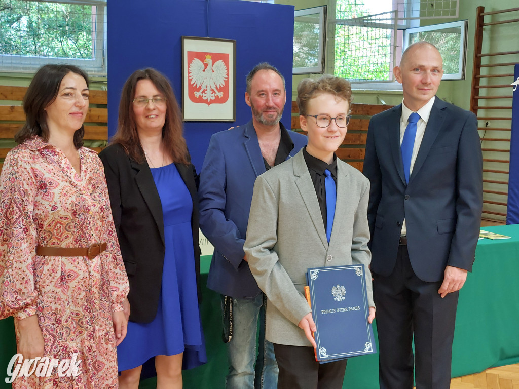 SP 9 w Tarnowskich Górach: Ostatni dzwonek dla...