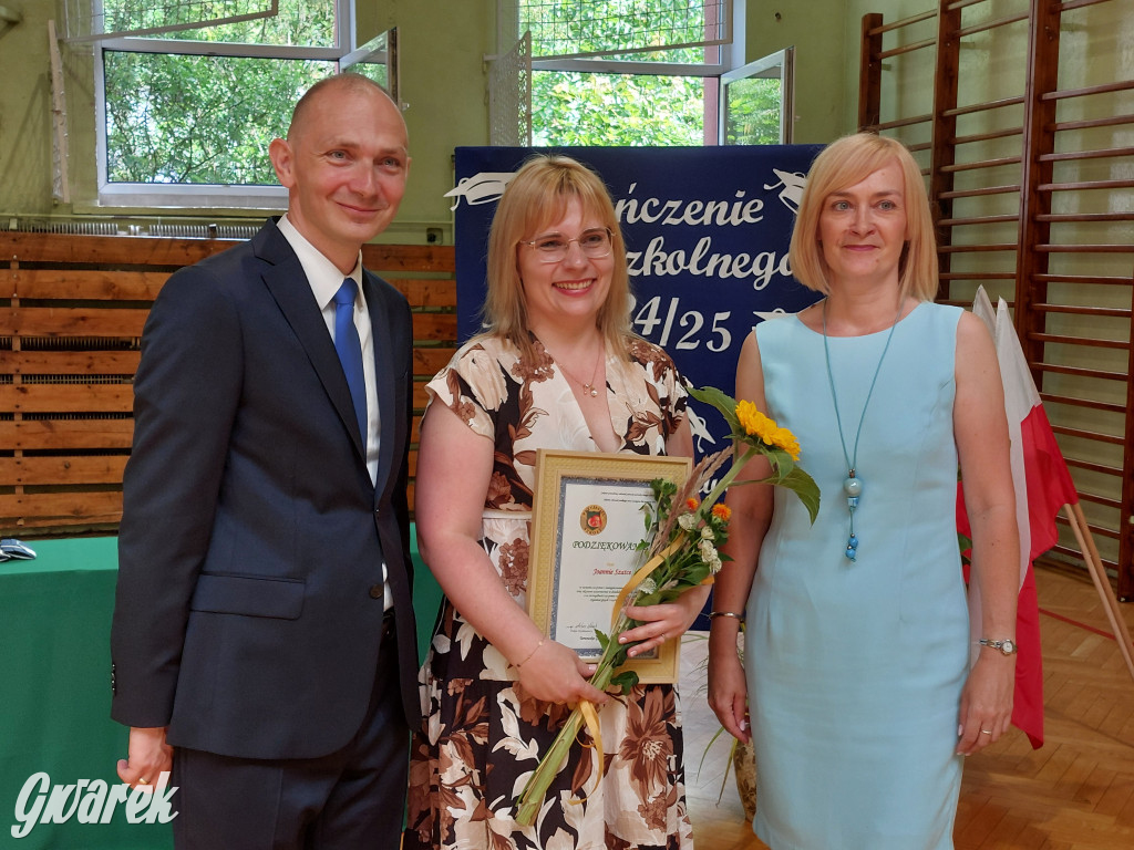 SP 9 w Tarnowskich Górach: Ostatni dzwonek dla...