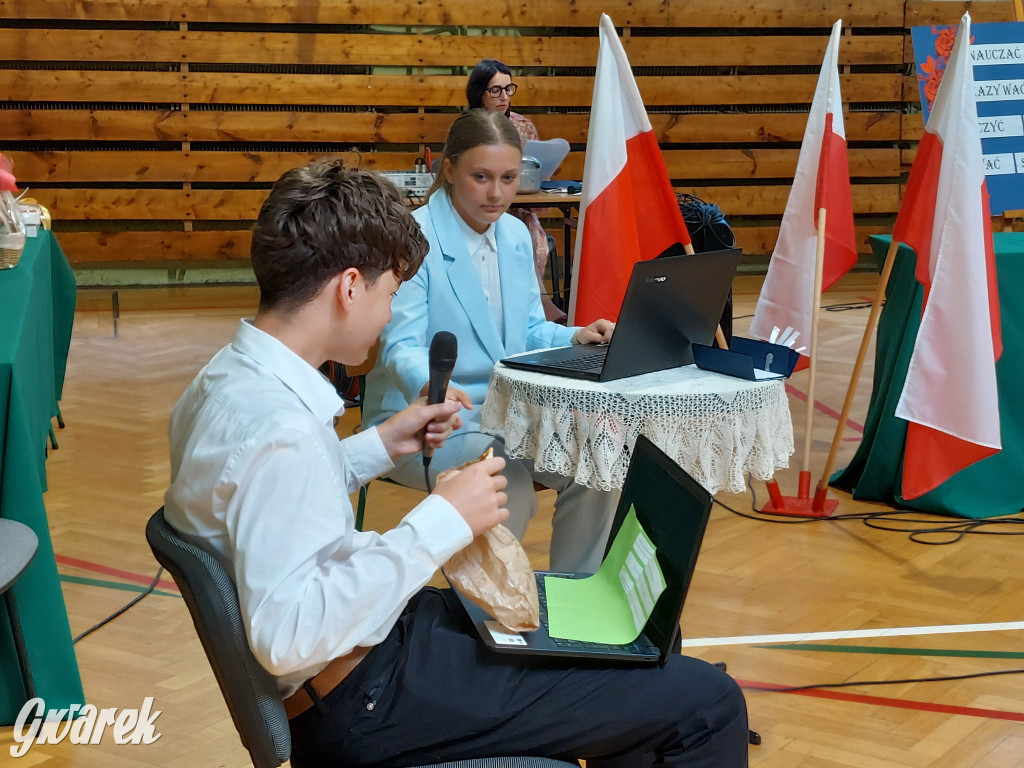 SP 9 w Tarnowskich Górach: Ostatni dzwonek dla...