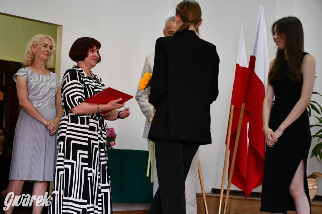 Oficjalnie w Ekonomiku. Koniec roku szkolnego