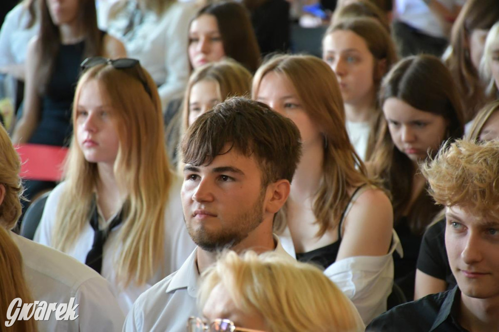 Oficjalnie w Ekonomiku. Koniec roku szkolnego