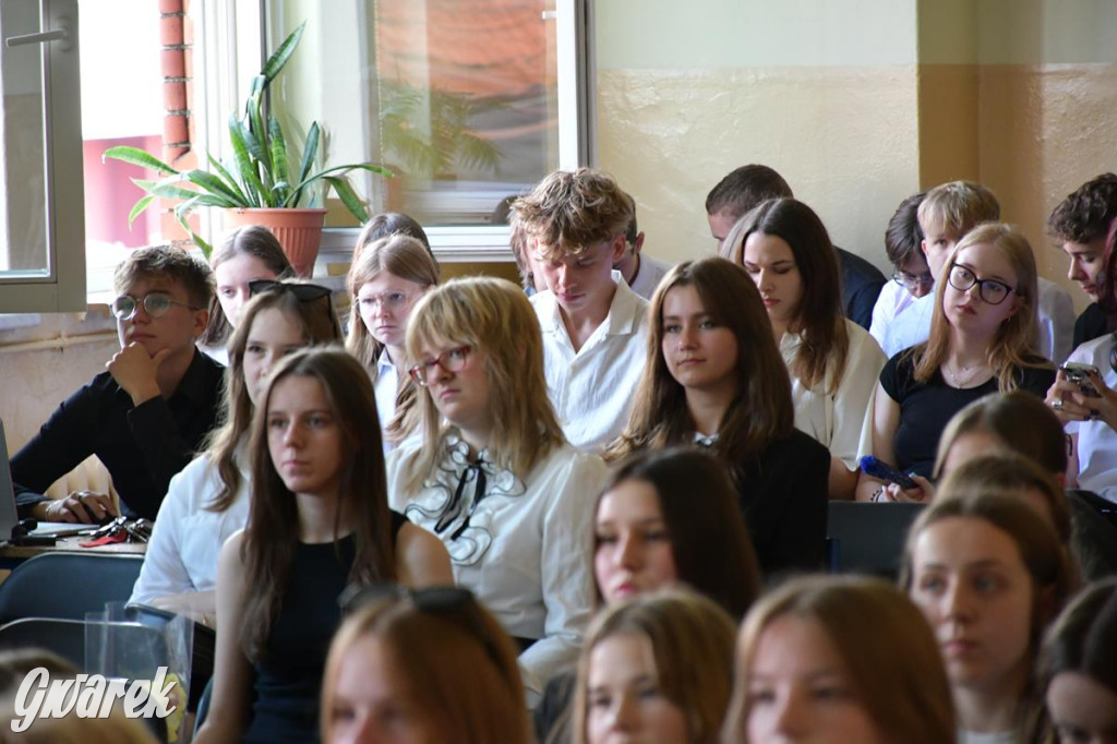 Oficjalnie w Ekonomiku. Koniec roku szkolnego