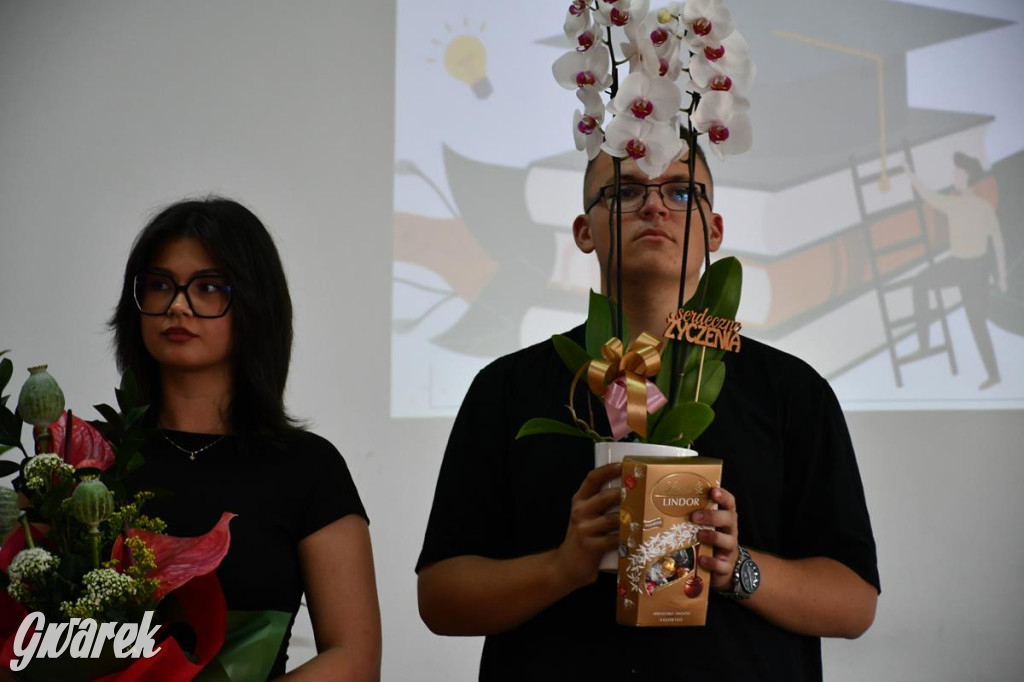 Oficjalnie w Ekonomiku. Koniec roku szkolnego