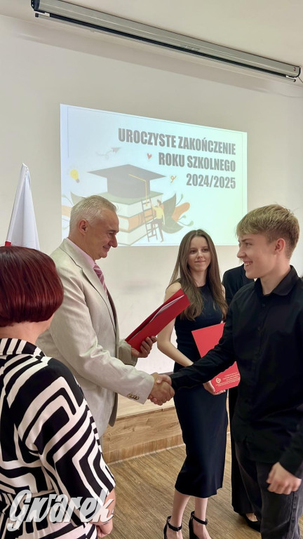 Oficjalnie w Ekonomiku. Koniec roku szkolnego