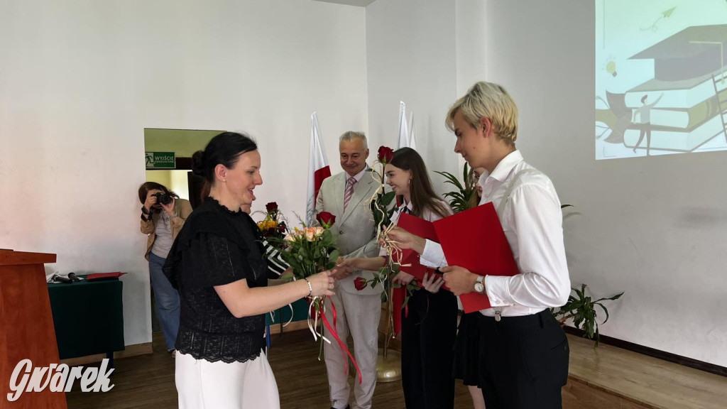 Oficjalnie w Ekonomiku. Koniec roku szkolnego