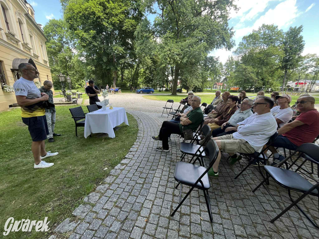 Rybna. Pochówek za życia i inne mroki Hannowaldu