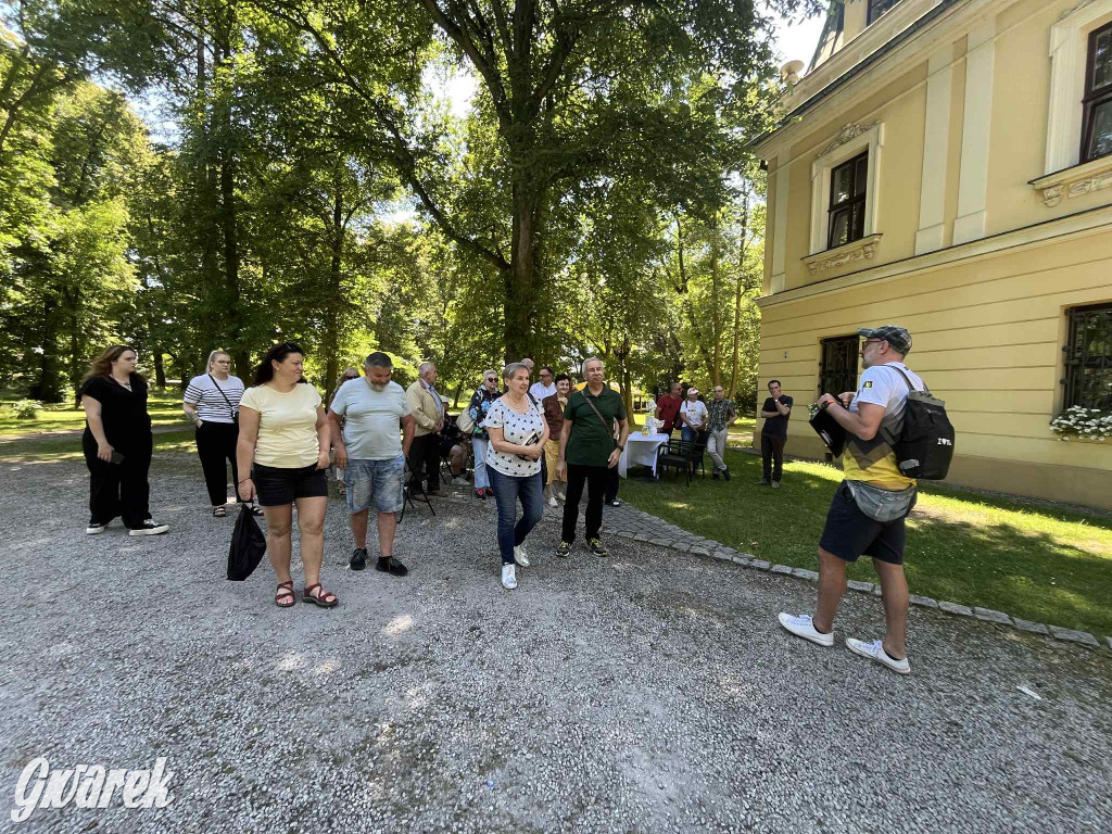 Rybna. Pochówek za życia i inne mroki Hannowaldu
