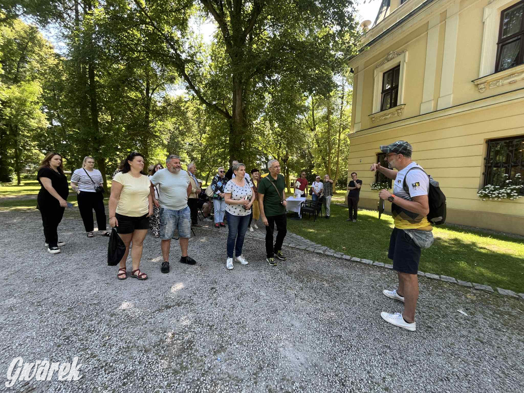 Rybna. Pochówek za życia i inne mroki Hannowaldu