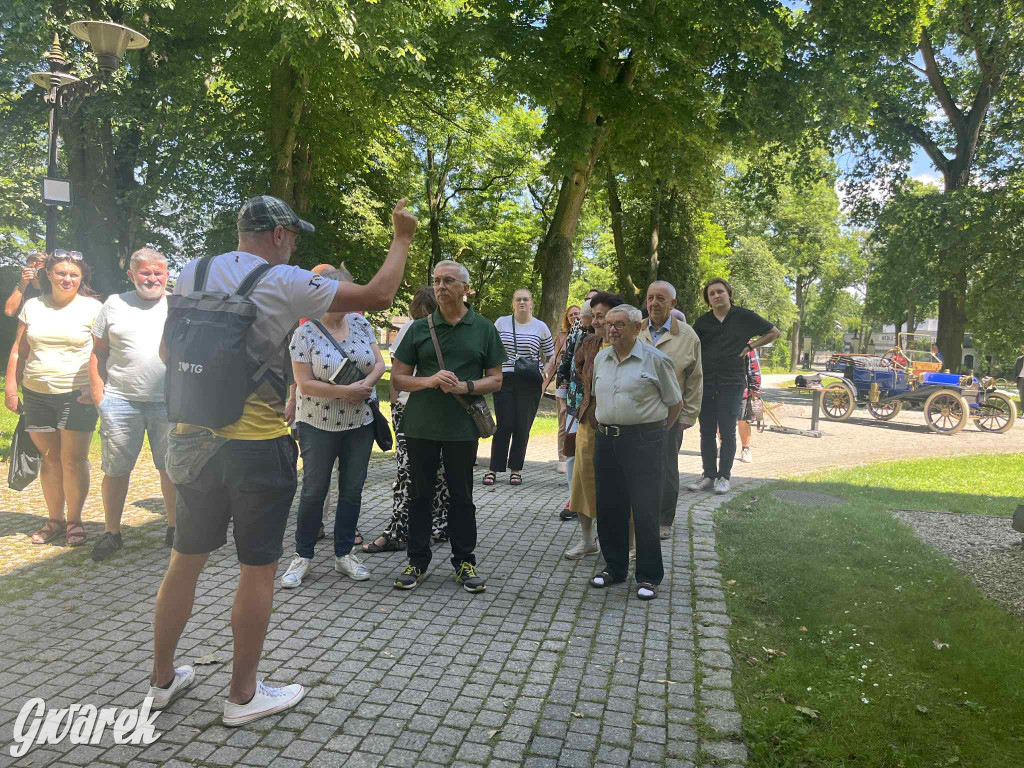 Rybna. Pochówek za życia i inne mroki Hannowaldu