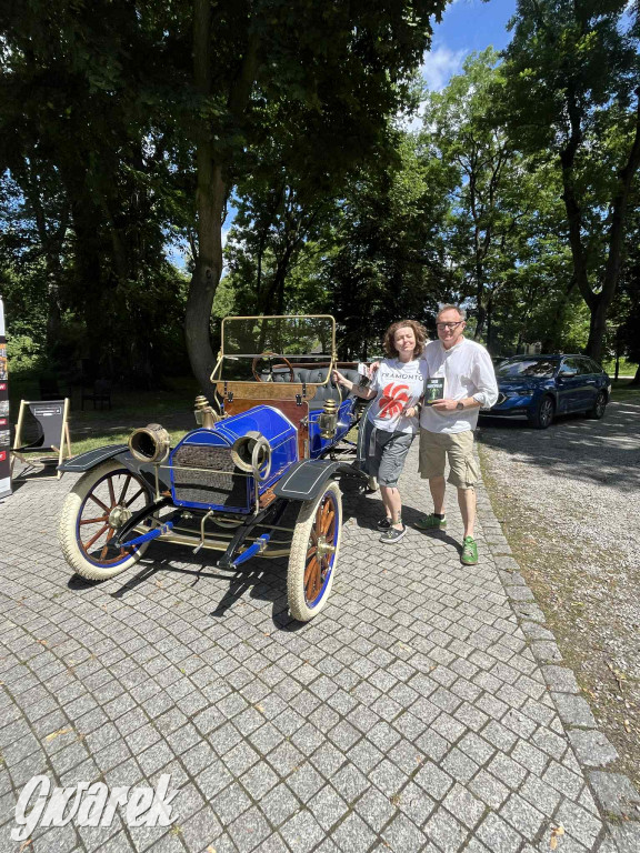 Rybna. Pochówek za życia i inne mroki Hannowaldu