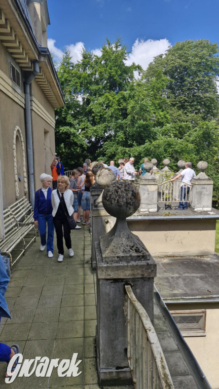 Budowę zlecił A. Baildon. Pałac zachwyca do dziś