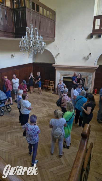 Budowę zlecił A. Baildon. Pałac zachwyca do dziś