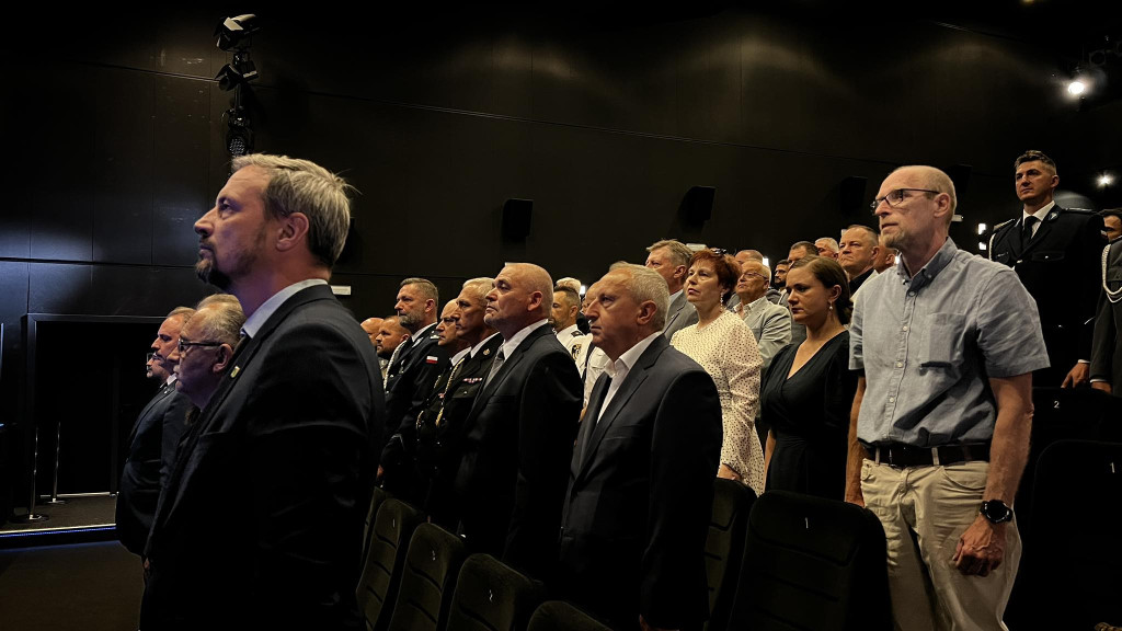 Uznanie dla najlepszych. Policjanci z medalami i awansami