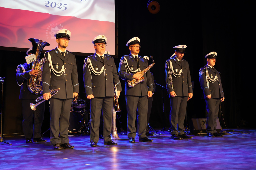 Święto Policji w Piekarach Śląskich. Awanse i nagrody