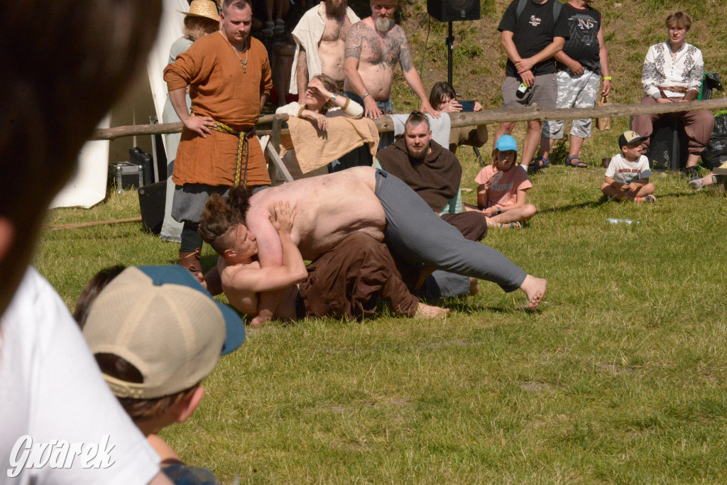 Najazd Barbarzyńców na zamek Ogrodzieniec