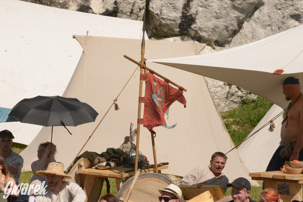 Najazd Barbarzyńców na zamek Ogrodzieniec