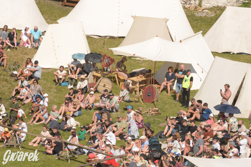 Najazd Barbarzyńców na zamek Ogrodzieniec