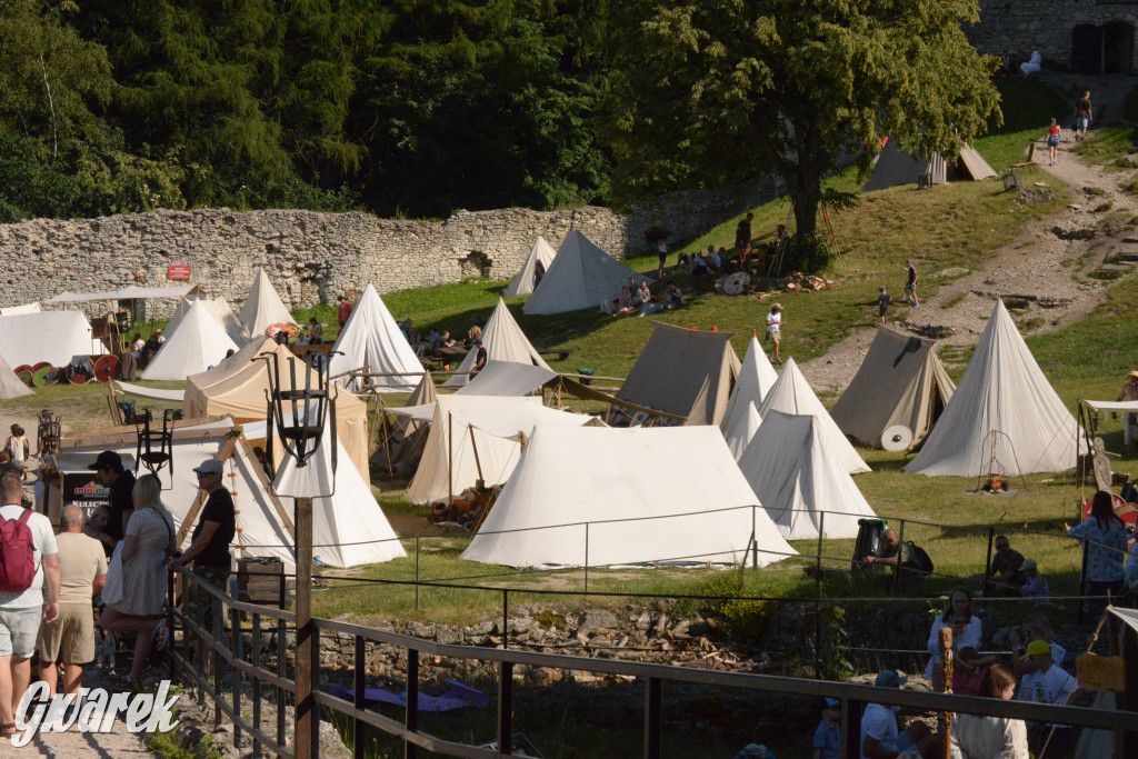 Najazd Barbarzyńców na zamek Ogrodzieniec