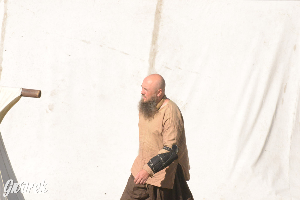 Najazd Barbarzyńców na zamek Ogrodzieniec