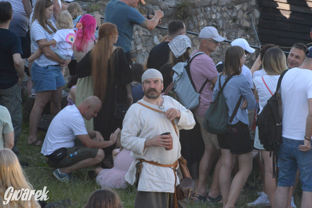 Najazd Barbarzyńców na zamek Ogrodzieniec