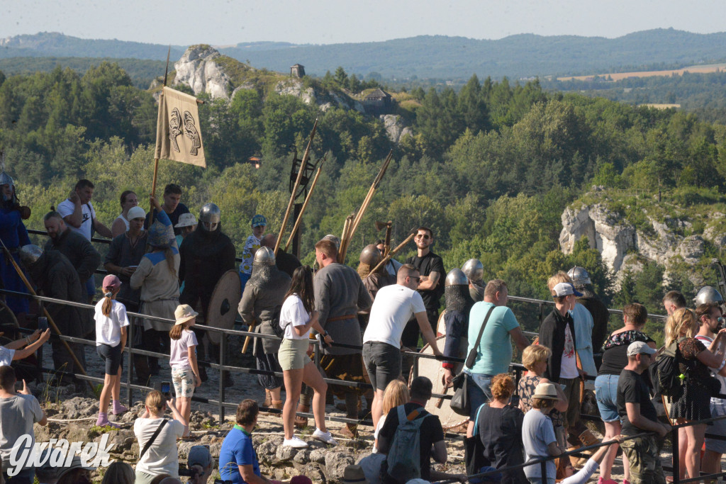 Najazd Barbarzyńców na zamek Ogrodzieniec