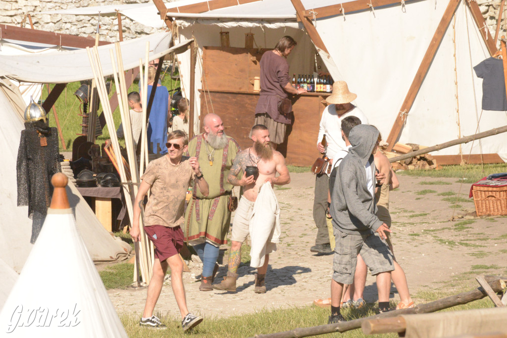 Najazd Barbarzyńców na zamek Ogrodzieniec