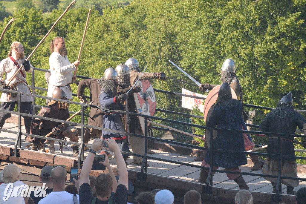 Najazd Barbarzyńców na zamek Ogrodzieniec