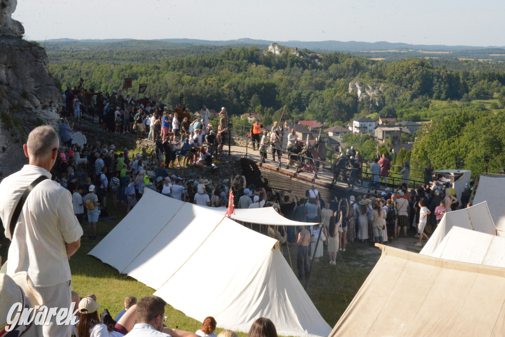 Najazd Barbarzyńców na zamek Ogrodzieniec