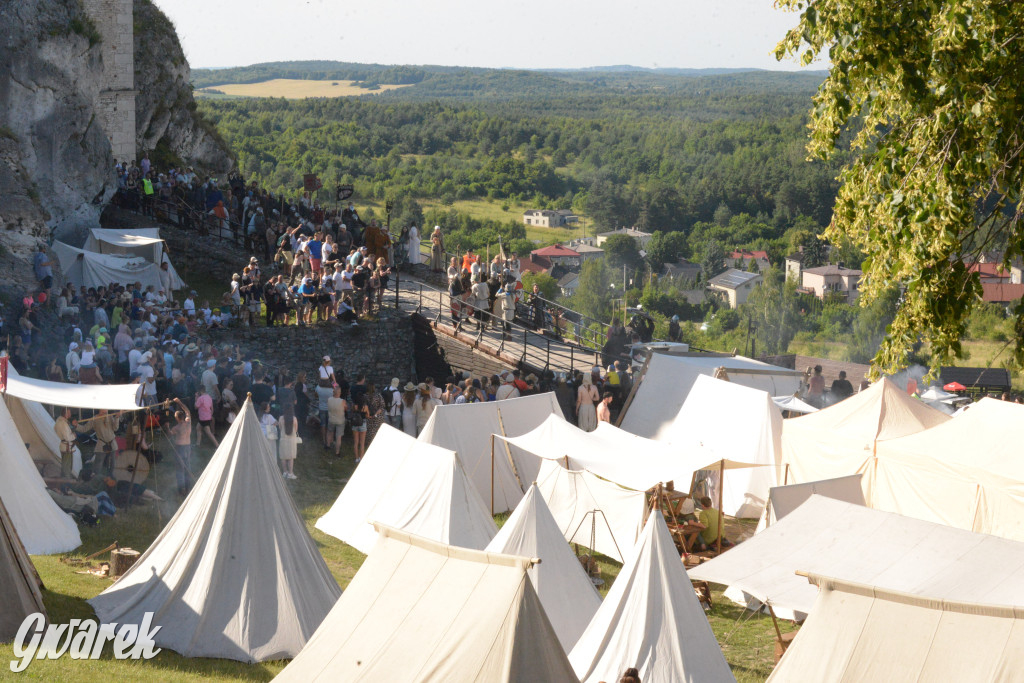 Najazd Barbarzyńców na zamek Ogrodzieniec