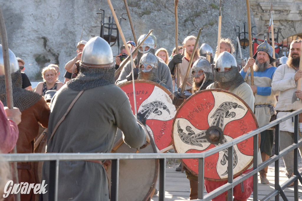 Najazd Barbarzyńców na zamek Ogrodzieniec