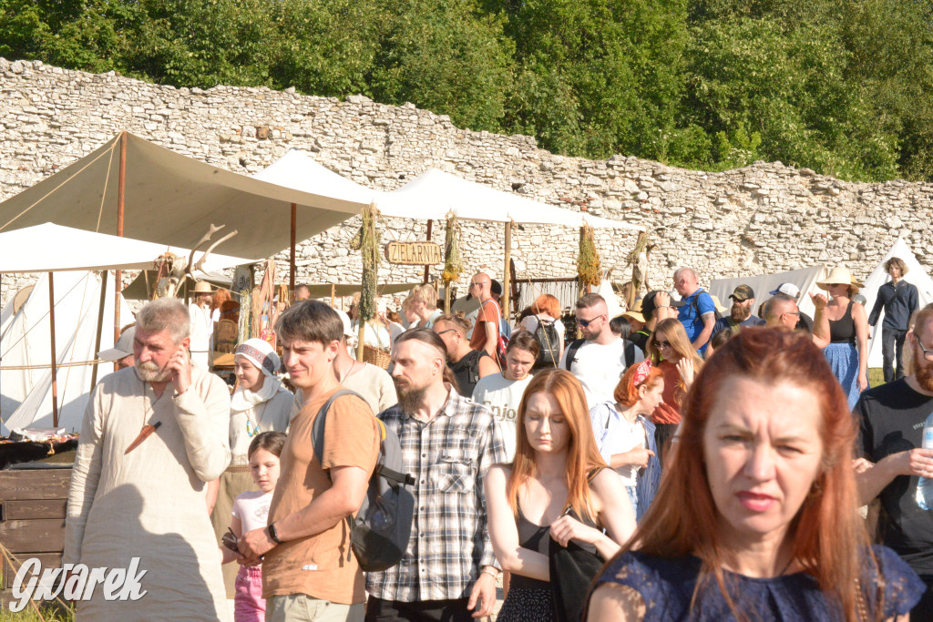 Najazd Barbarzyńców na zamek Ogrodzieniec