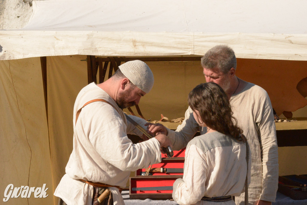 Najazd Barbarzyńców na zamek Ogrodzieniec