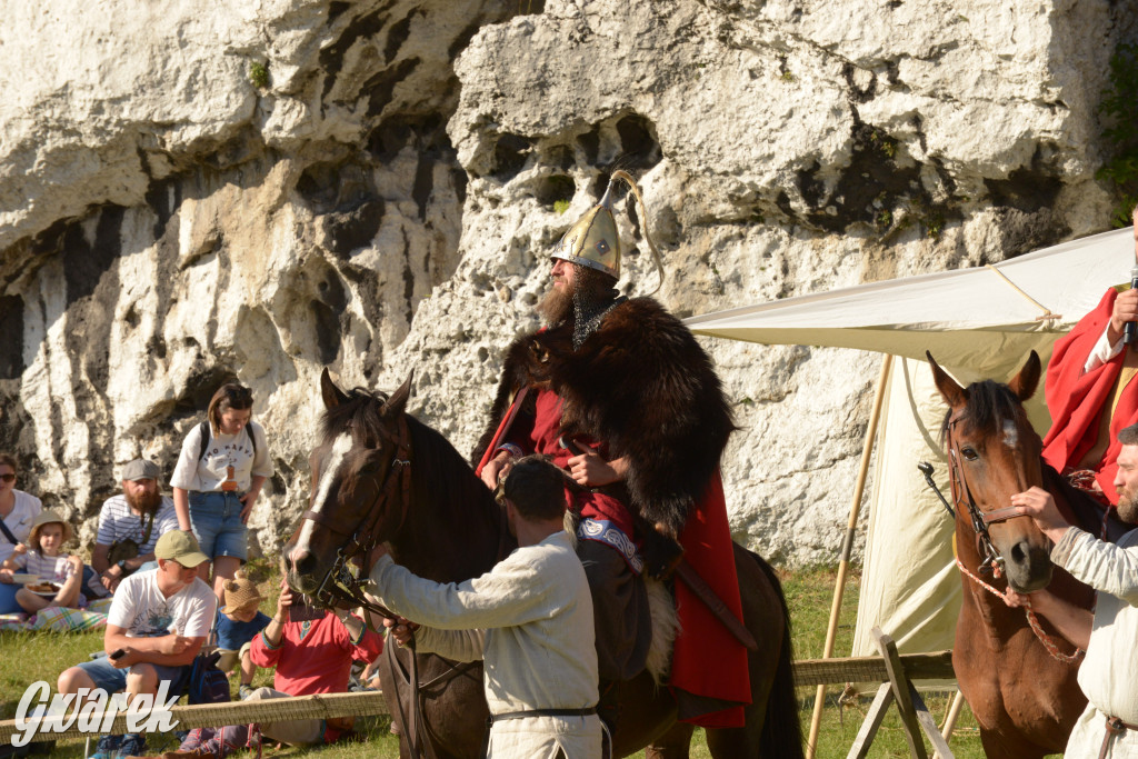 Najazd Barbarzyńców na zamek Ogrodzieniec