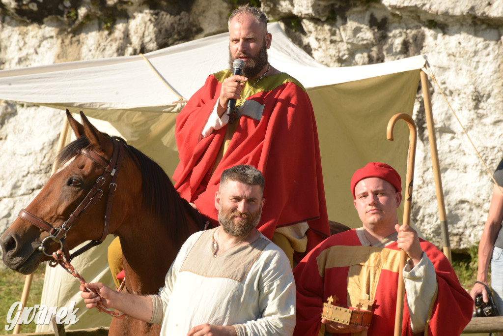 Najazd Barbarzyńców na zamek Ogrodzieniec