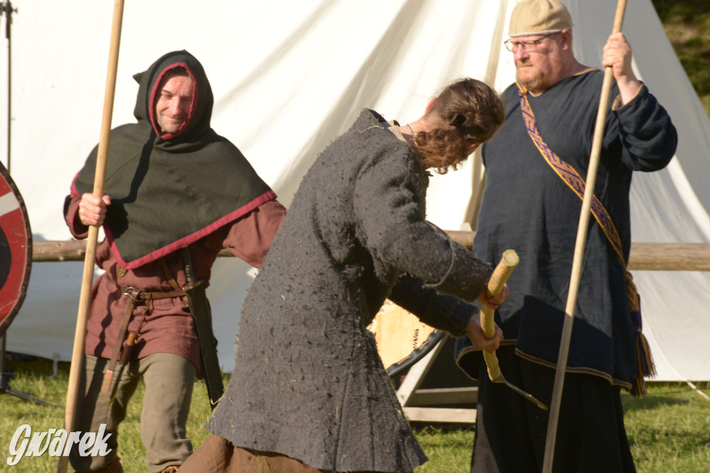 Najazd Barbarzyńców na zamek Ogrodzieniec