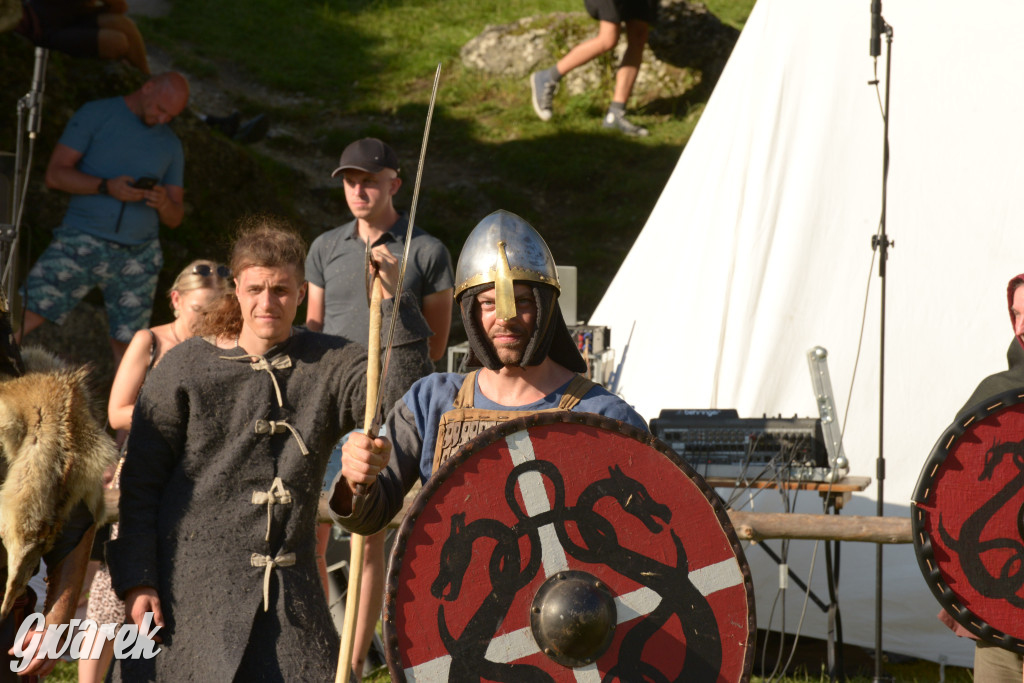 Najazd Barbarzyńców na zamek Ogrodzieniec