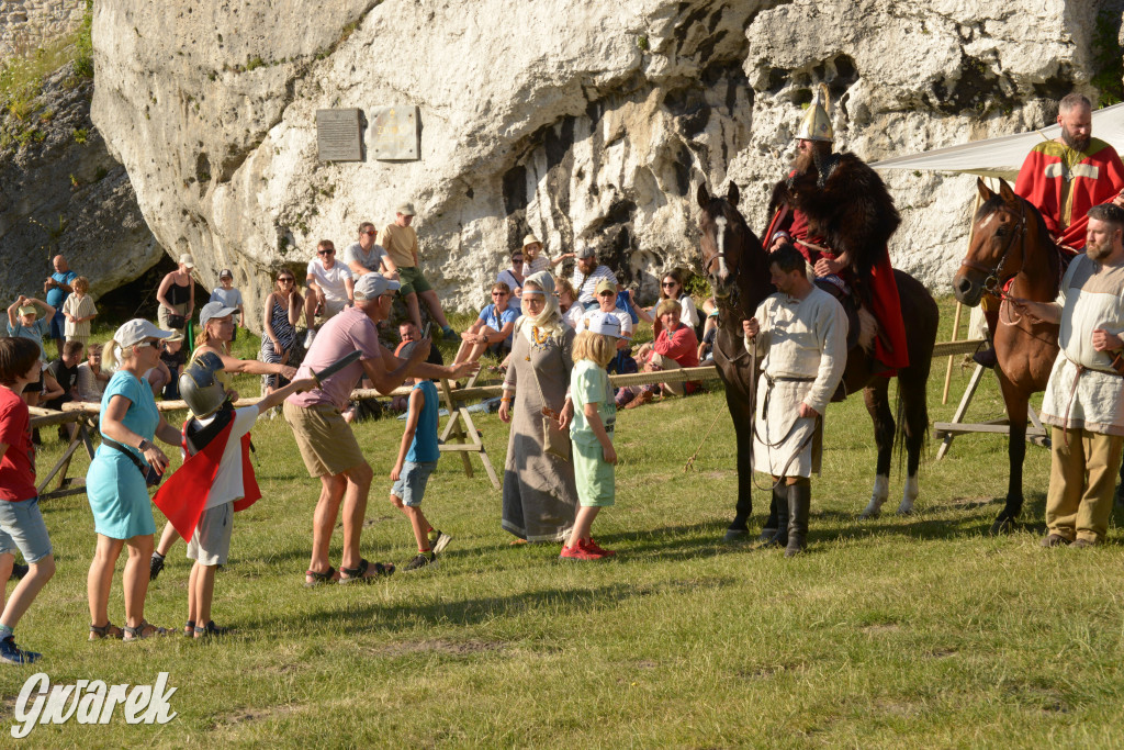Najazd Barbarzyńców na zamek Ogrodzieniec