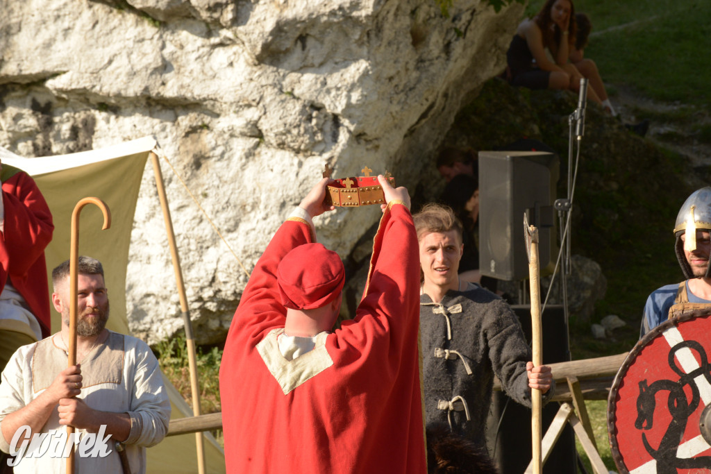 Najazd Barbarzyńców na zamek Ogrodzieniec