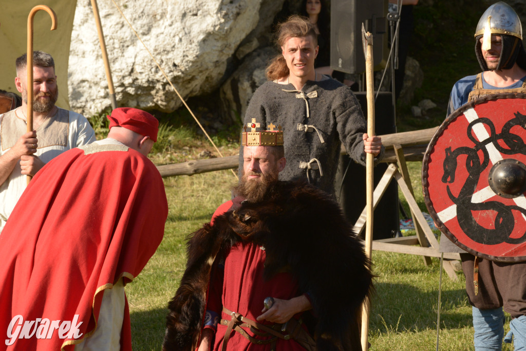Najazd Barbarzyńców na zamek Ogrodzieniec